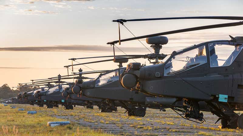 Polonia adquirió helicópteros AH-64 Apache para su programa de ataque