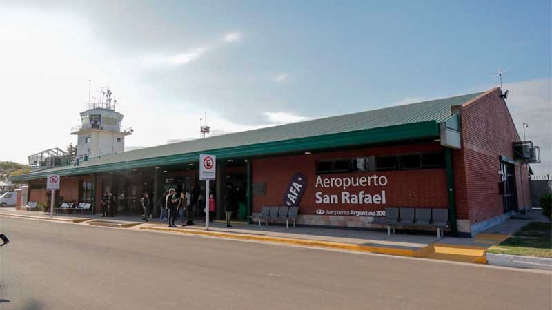 Reabrieron el Aeropuerto de San Rafael en Mendoza