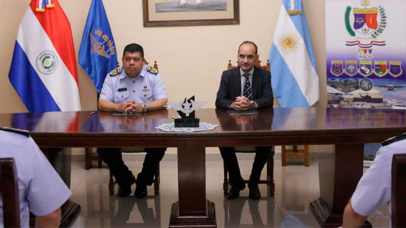 La Fuerza Aérea Paraguaya formalizó una declaración para adquirir el avión IA100 fabricado por FAdeA