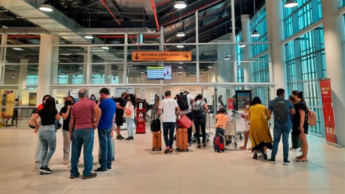 Crece el tráfico aéreo de pasajeros en Latinoamérica en el primer ...