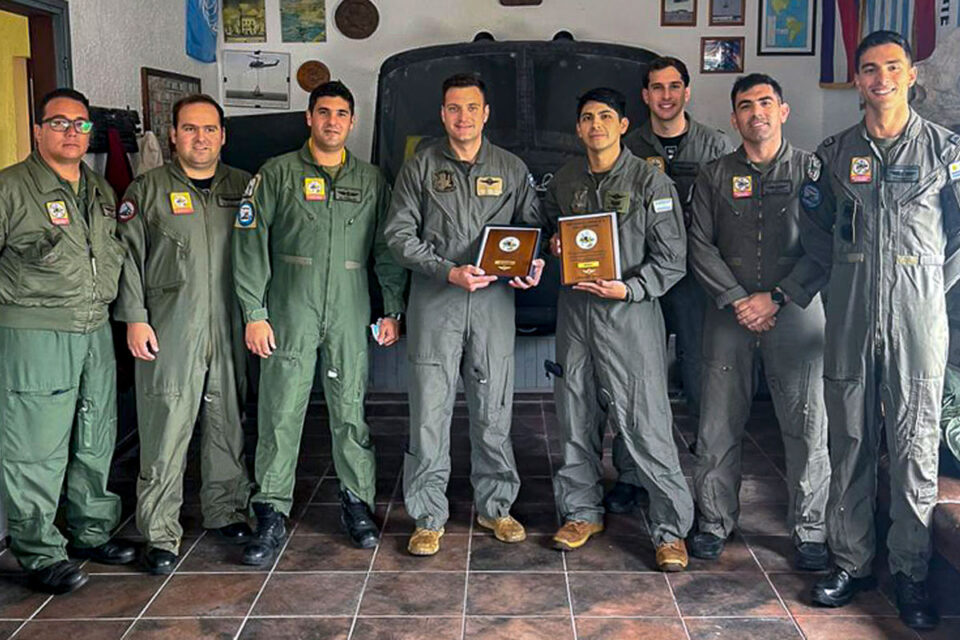 Intercambio técnico-operativo Fuerza Aérea Uruguay Ejército Argentino