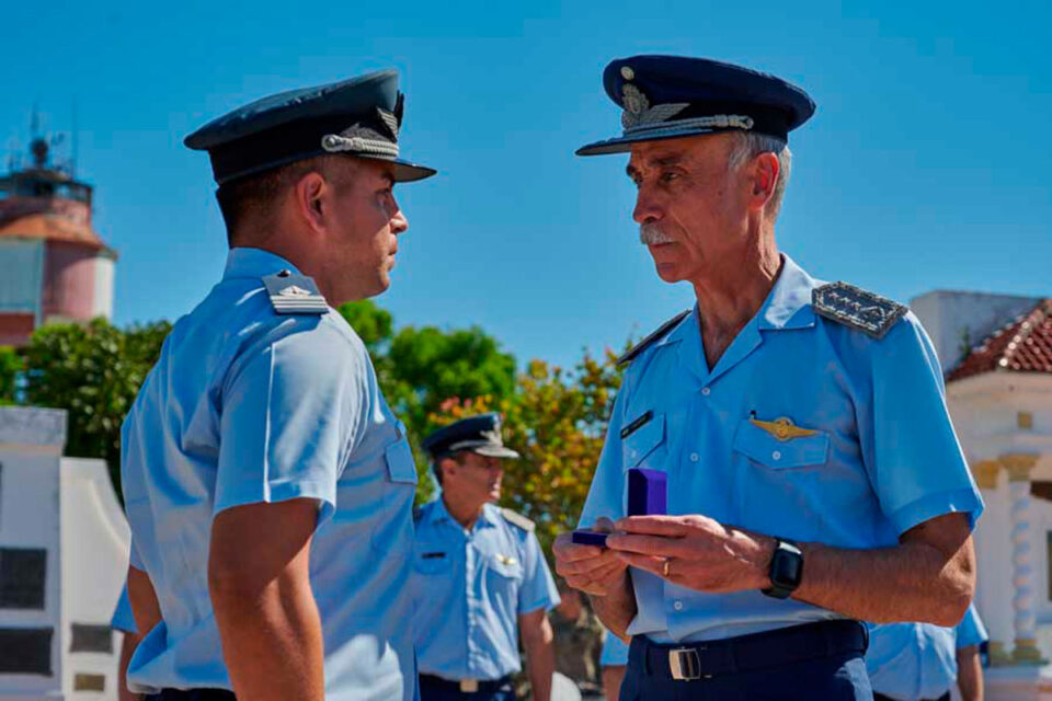 Egreso del Curso de Estandarización de Procedimientos para Aviadores de Transporte 2025