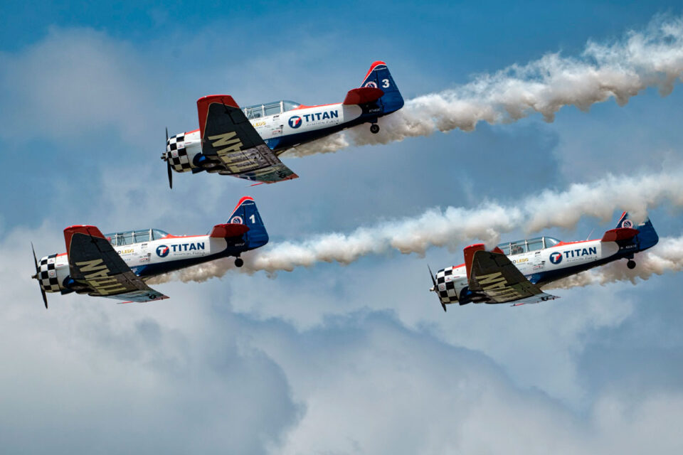 SUN 'n FUN 2026 abrió en Lakeland con show aéreo