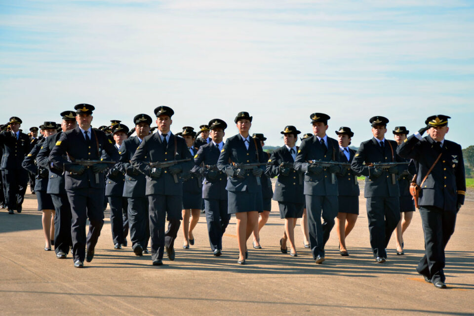La II Brigada Aérea conmemoró en Paraná los 114 años de la Fuerza Aérea Argentina