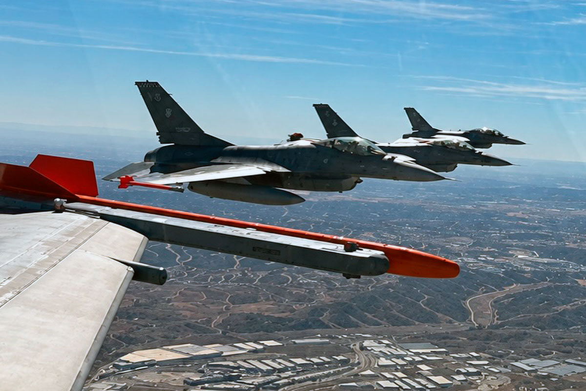 F-16 argentinos ya están en vuelo rumbo a Argentina
